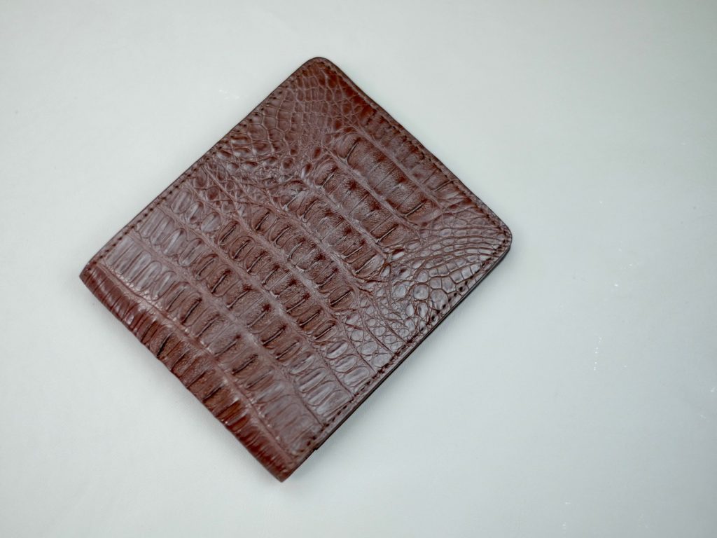 crocodile leather manufacturer