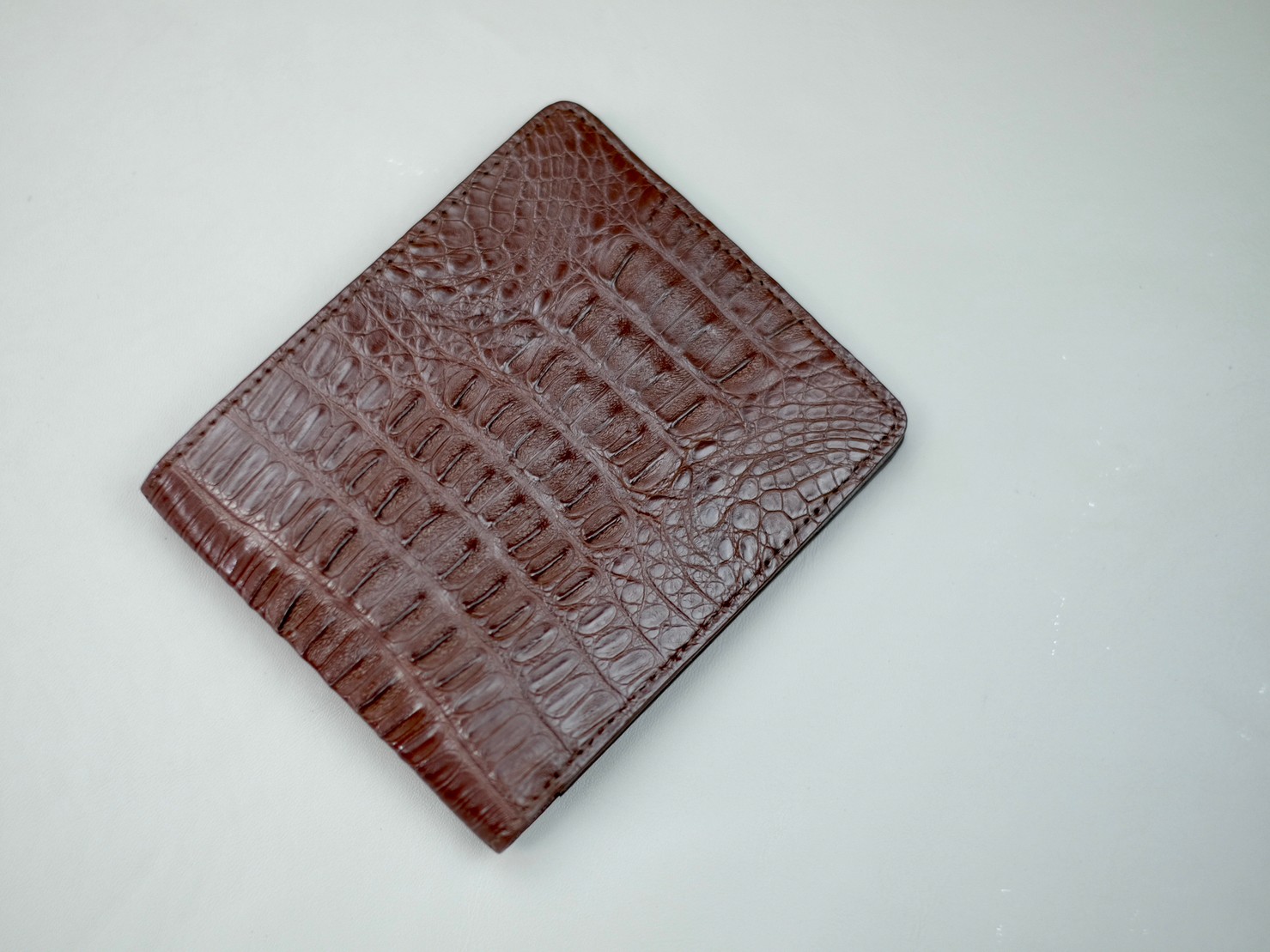 crocodile leather manufacturer